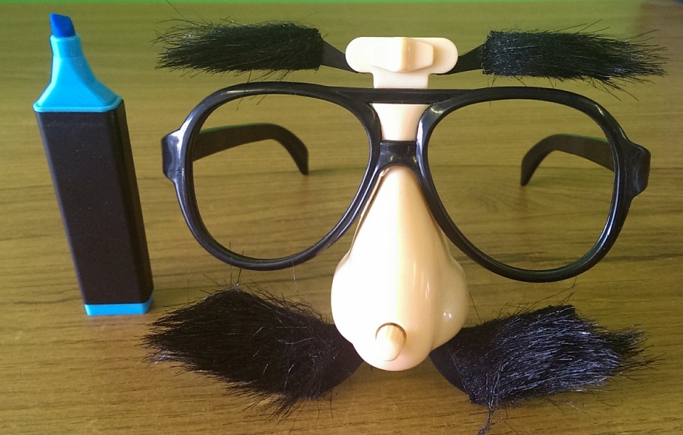 1192970345531f5676ec2223.70928837