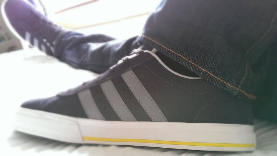 12203957435363e4951b28a9.71376130